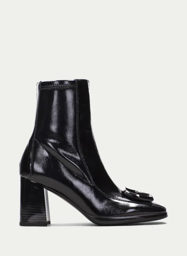 Botin monaco negro